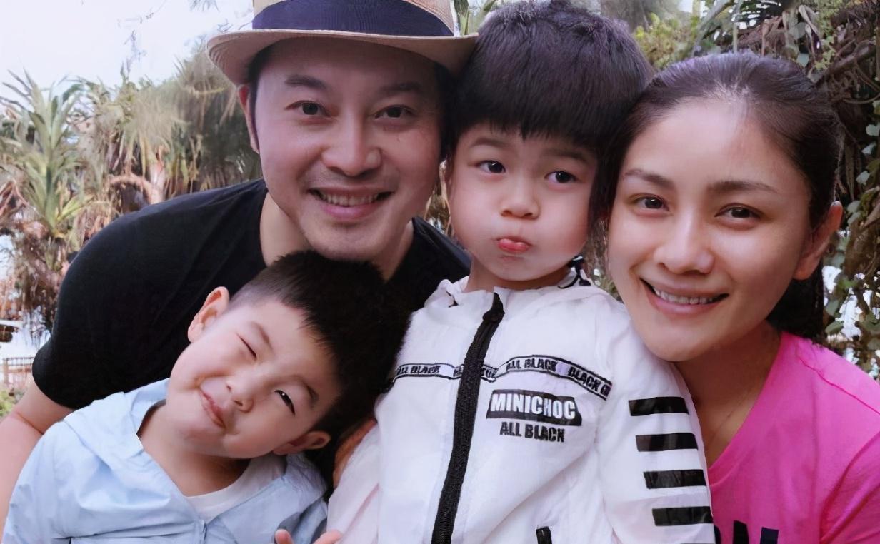 王英杰是谁家的儿子 a6deca1ead7b45fe8373f15e504d55a3.jpeg