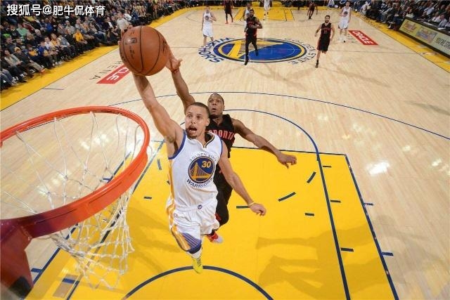 NBA扣篮失败的尴尬瞬间，麦迪让人心酸，科比被篮筐封盖尴尬大笑
