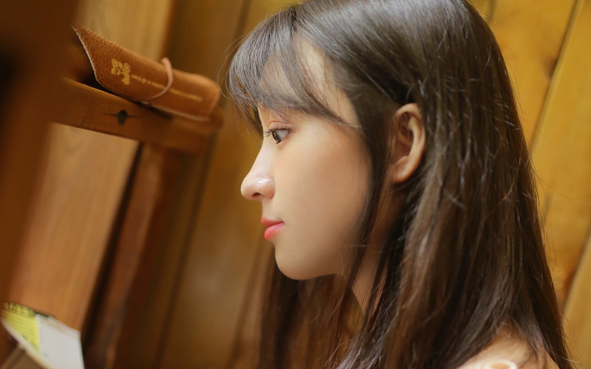 原创搞笑gif段子:过年村里小孩的乐趣