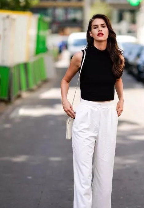 矮个子|矮个子女生夏季逆袭穿搭，3招让你显高十厘米