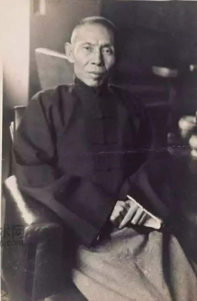 生于鬼节,终于鬼节,杜月笙落寞地走完人生最后一段路
