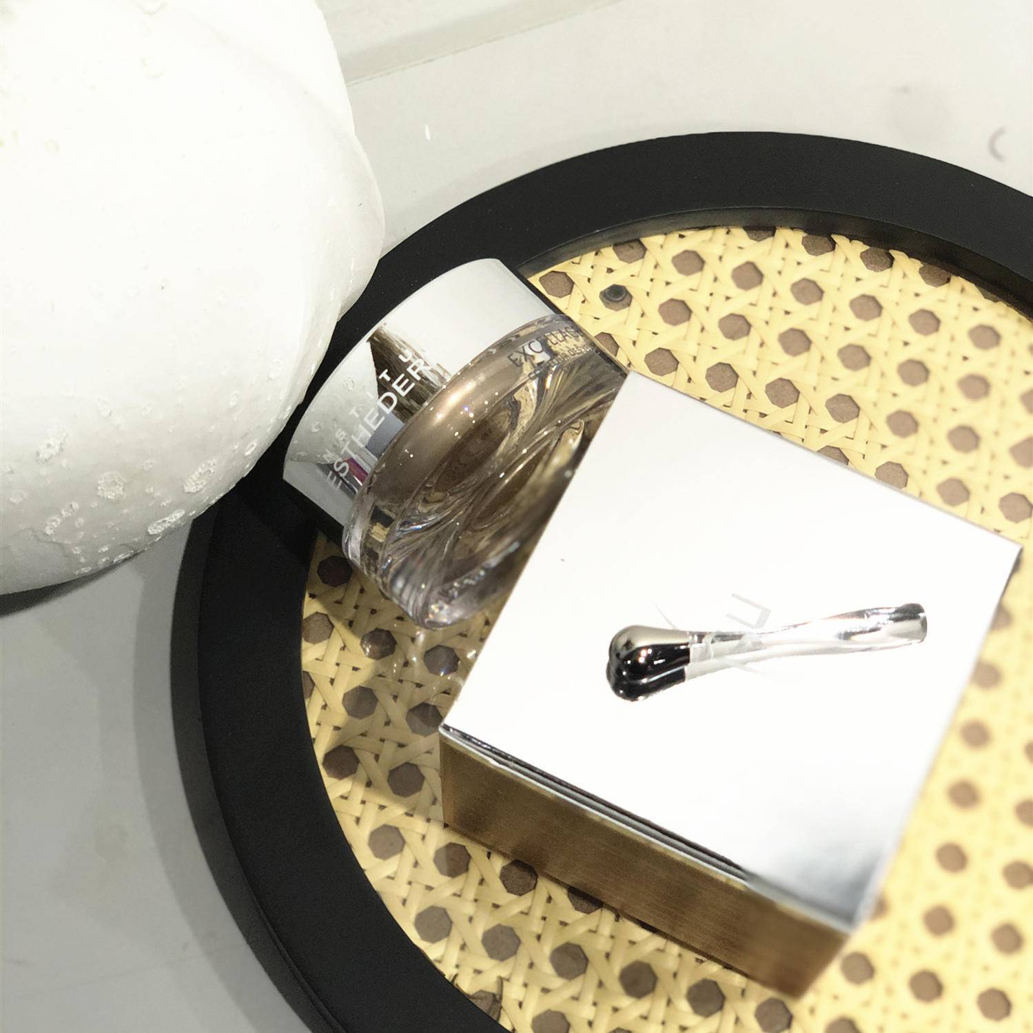 肌肤|永远的花样少女，跟国民女神陈妍希一起幸福下去吧！