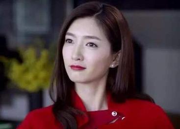 江疏影背后的人 2481cc5eb0bd4bd3aed934a112725282.jpeg