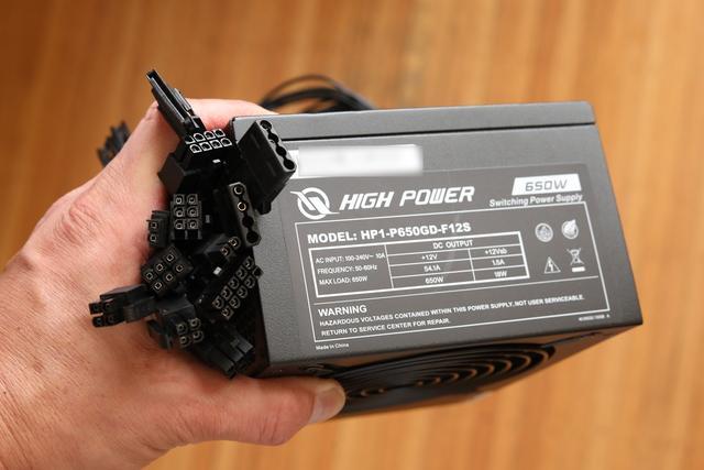 英特尔ATX12VO实物图分析,台式电脑电源的未来