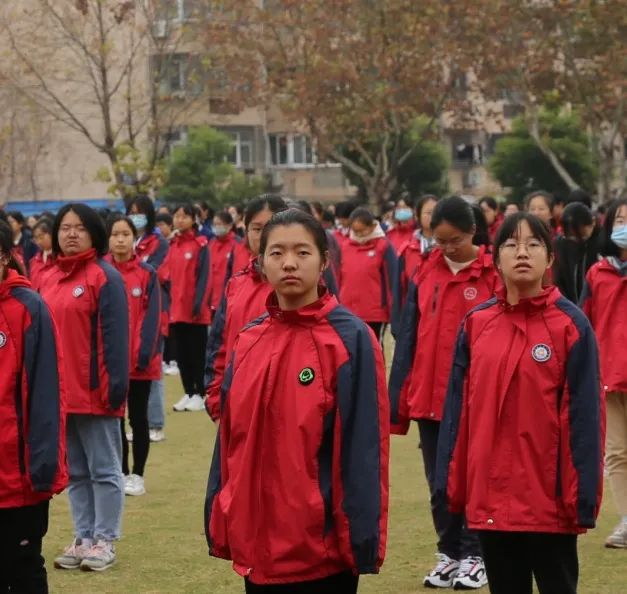 海门中学隆重举行第49届校学生会就职仪式