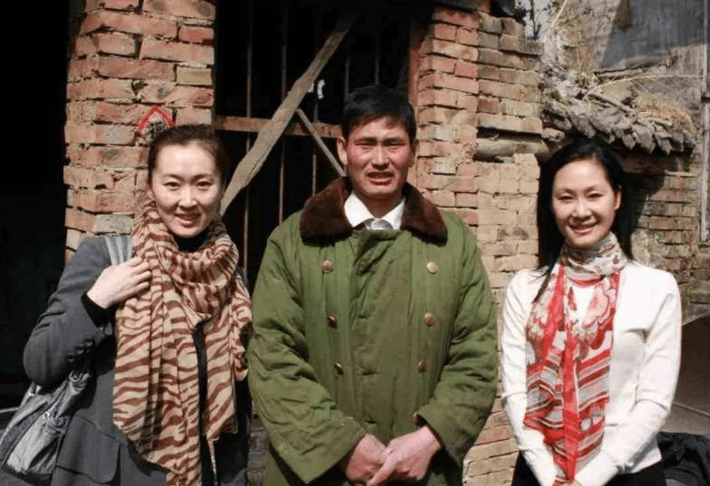 媒体人发难朱之文，指责其曾偷税漏税而且还被女粉丝讹钱-搜狐大视野-搜狐新闻