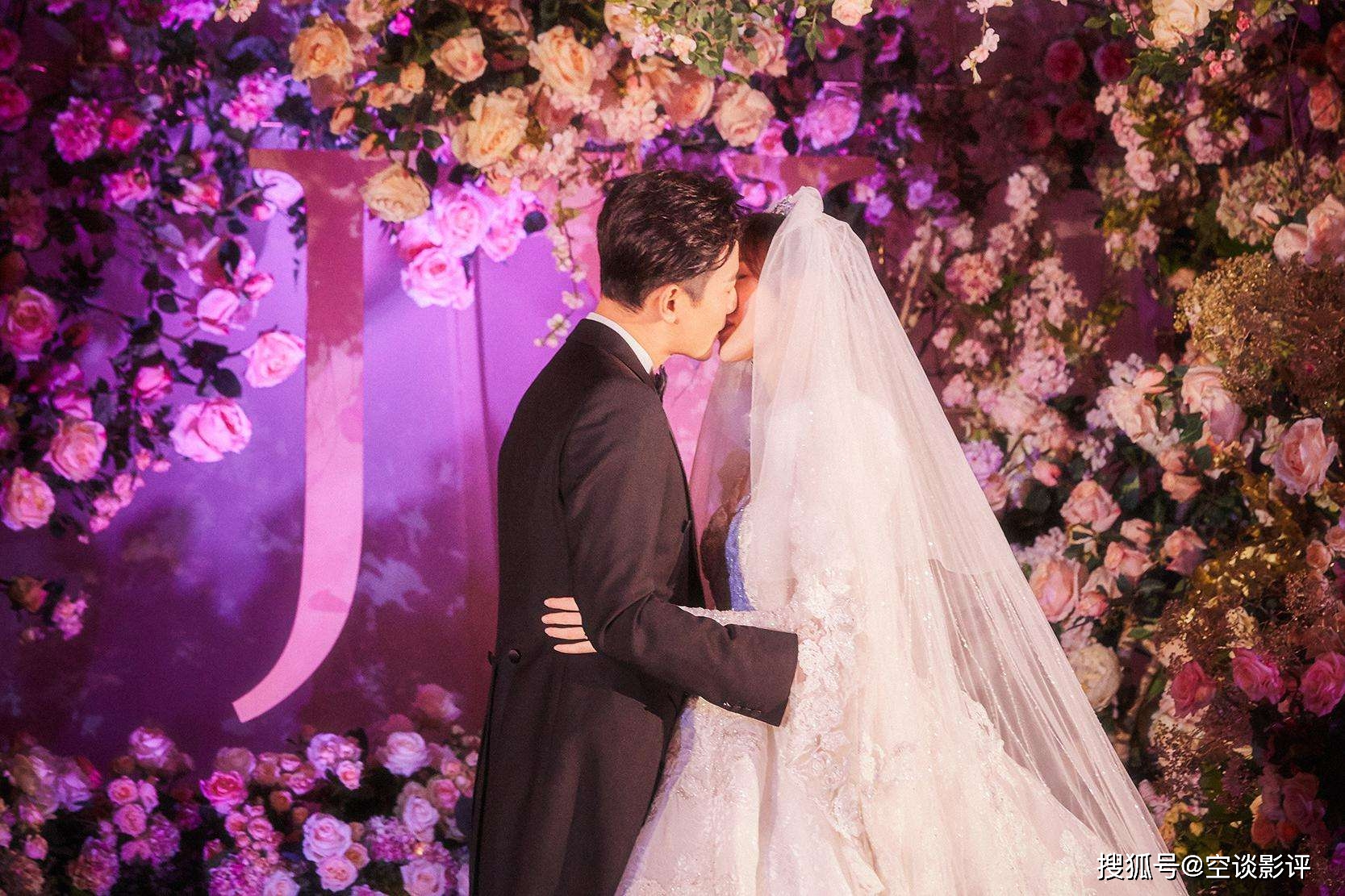 张靓颖现场求结婚 e5baee0ffcfa40a4bc8130b961cf95ee.jpeg