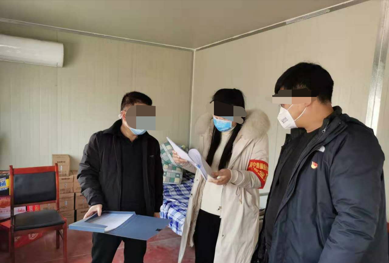 原阳县,官厂镇,福宁集镇的多名知情人士透露,杀害邓辉的嫌疑人疑为官