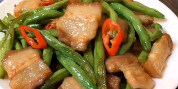 四季豆炒肉怎么炒容易熟 b586bed7353540dfae933d02f4bb3b6e.jpeg