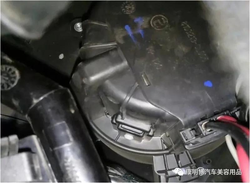 汽车空调蒸发箱拆装指导手册