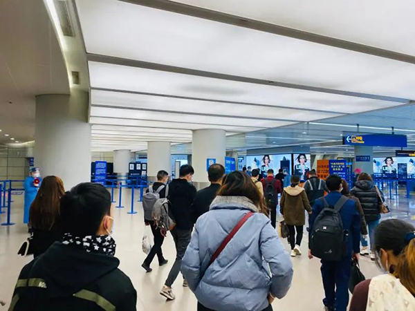 进出浦东机场健康码会变色？航班大范围取消？