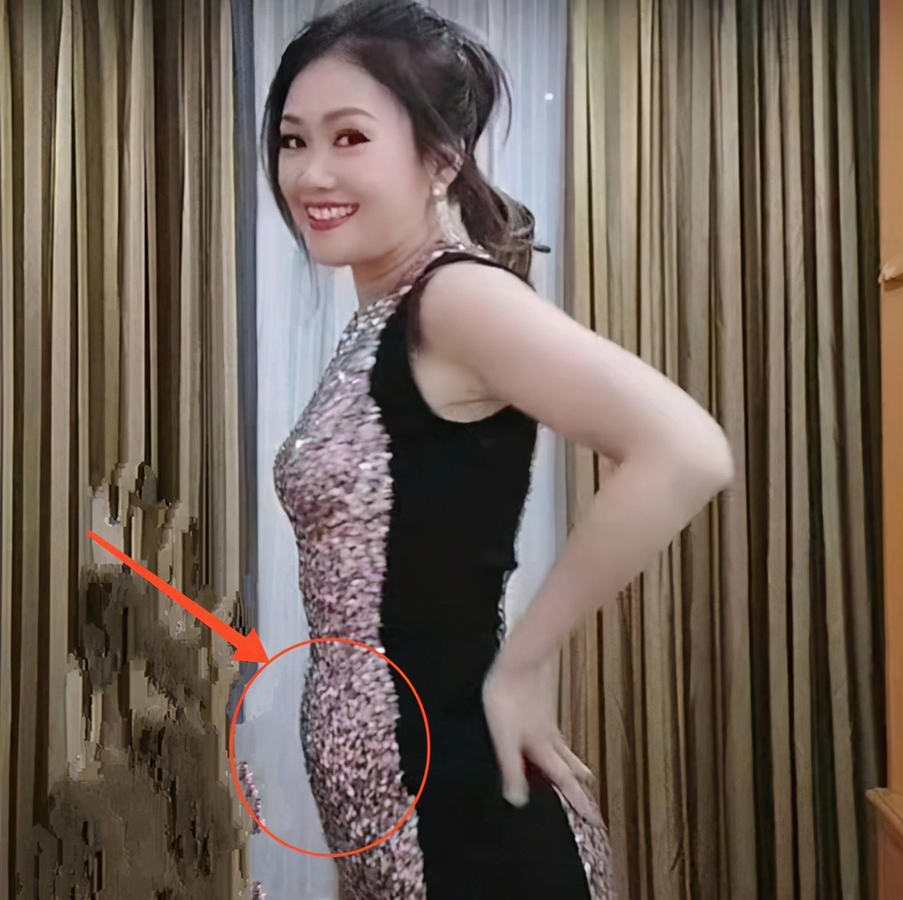 從港姐到TVB女星，韋小寶最美的「老婆」，51歲內地走穴撈金，身形發福似大媽 娛樂八卦吃瓜 第3张
