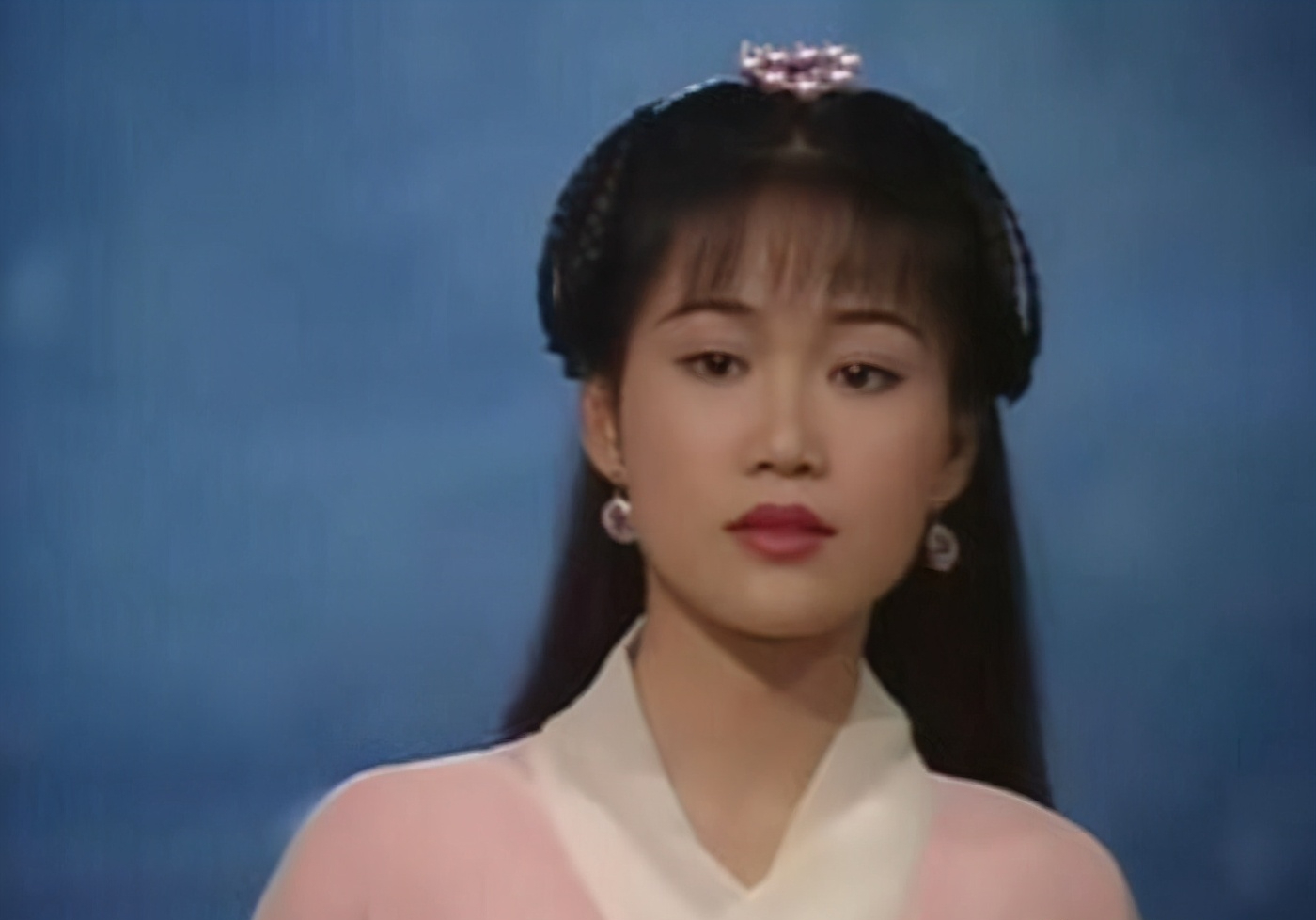 從港姐到TVB女星，韋小寶最美的「老婆」，51歲內地走穴撈金，身形發福似大媽 娛樂八卦吃瓜 第7张