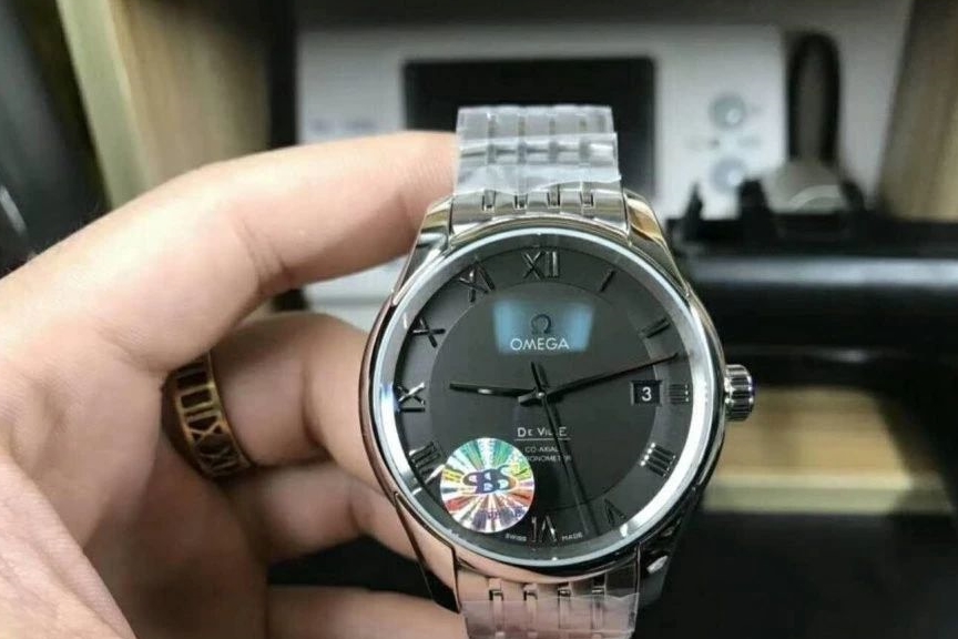 怎么装饰手表带 37c6174e93234588a0cb48defc071a5b.jpeg