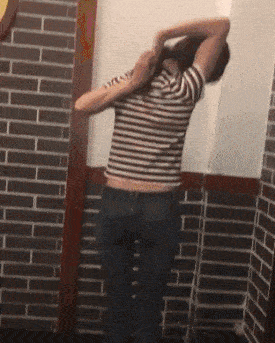 原创搞笑gif段子此处可以有掌声