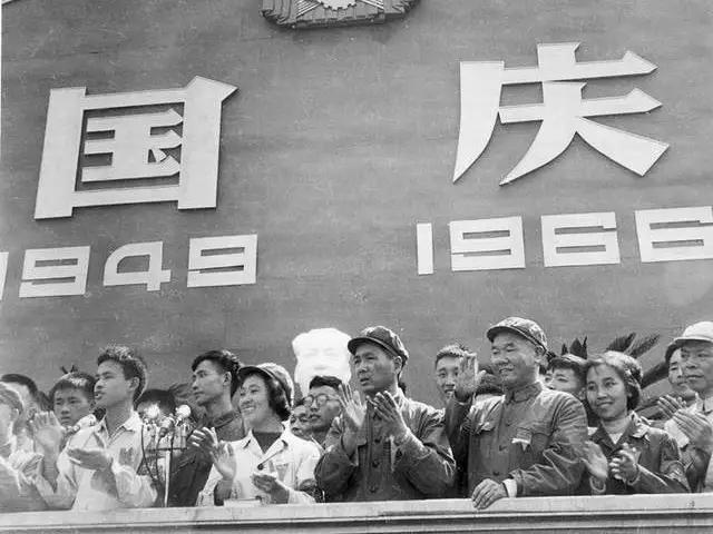 1966年国庆张体学省长和陈再道上将