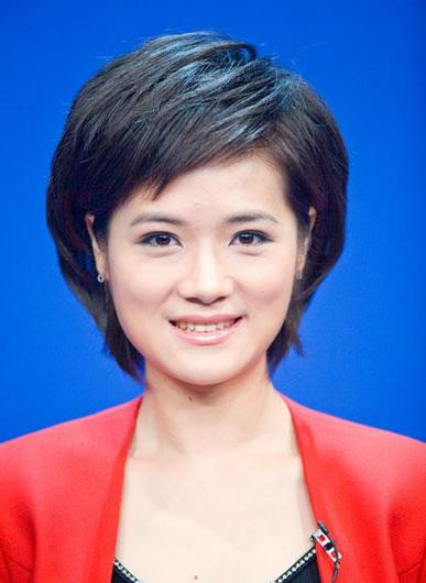 央视美女主播董丽萍,长相甜美还是学霸,如今40岁,依然