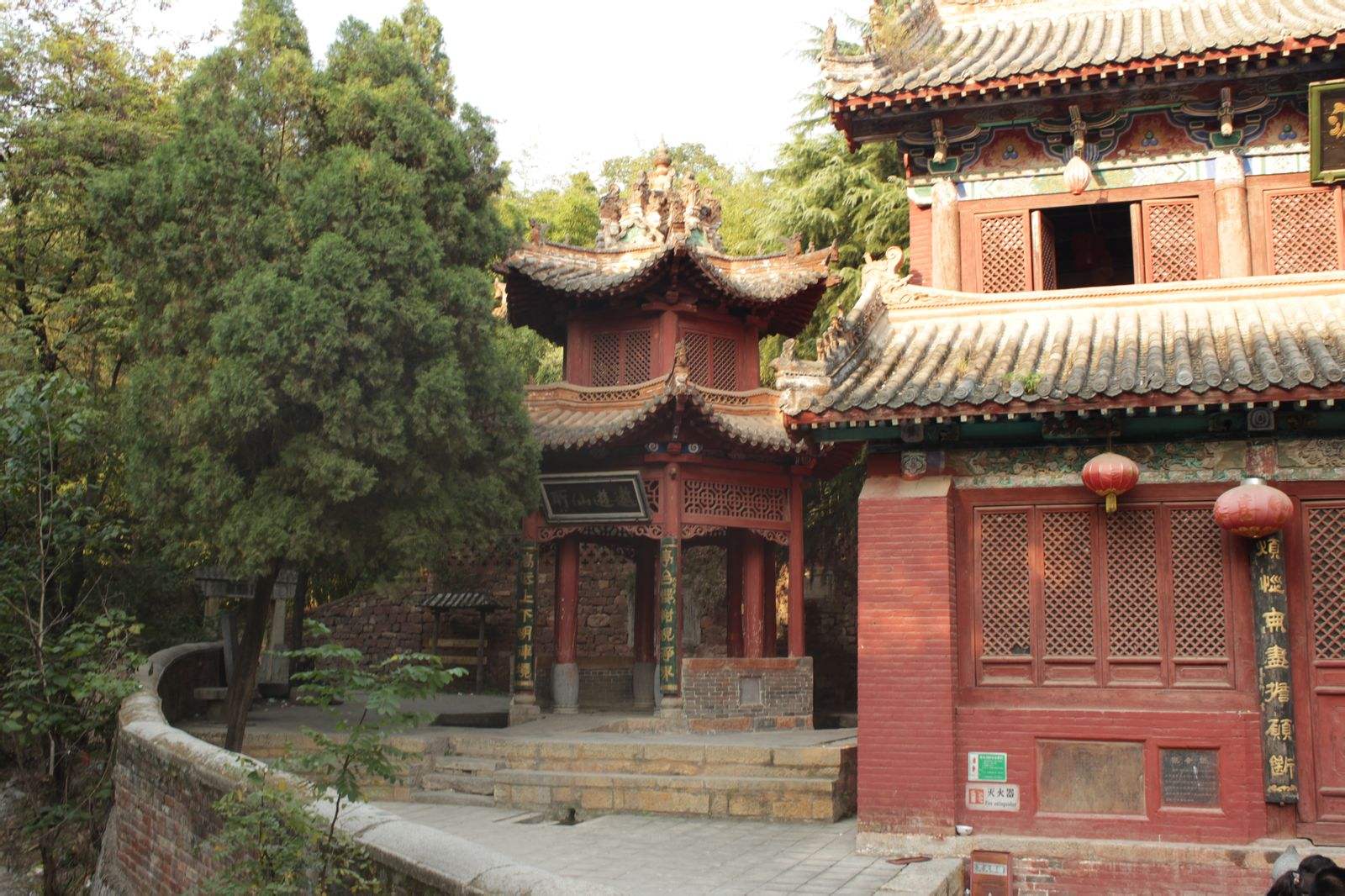 河南一座历代重修与扩建的寺庙,是全国重点文物保护单位