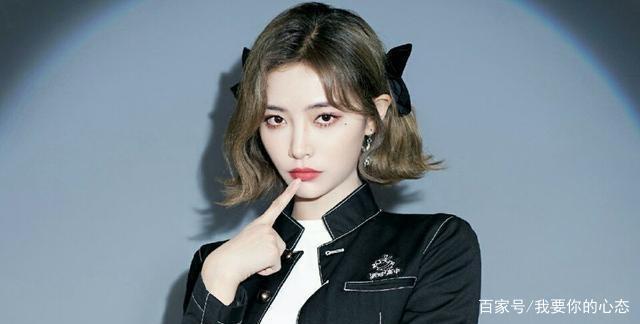 经过8年的默默无闻,snh48许佳琪终于在毕业时迎来了曙光