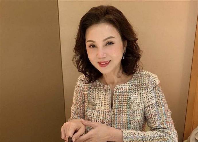 谢玲玲年轻图片 0a2d8f0bb3974815816229f0a4b9d04e.jpeg