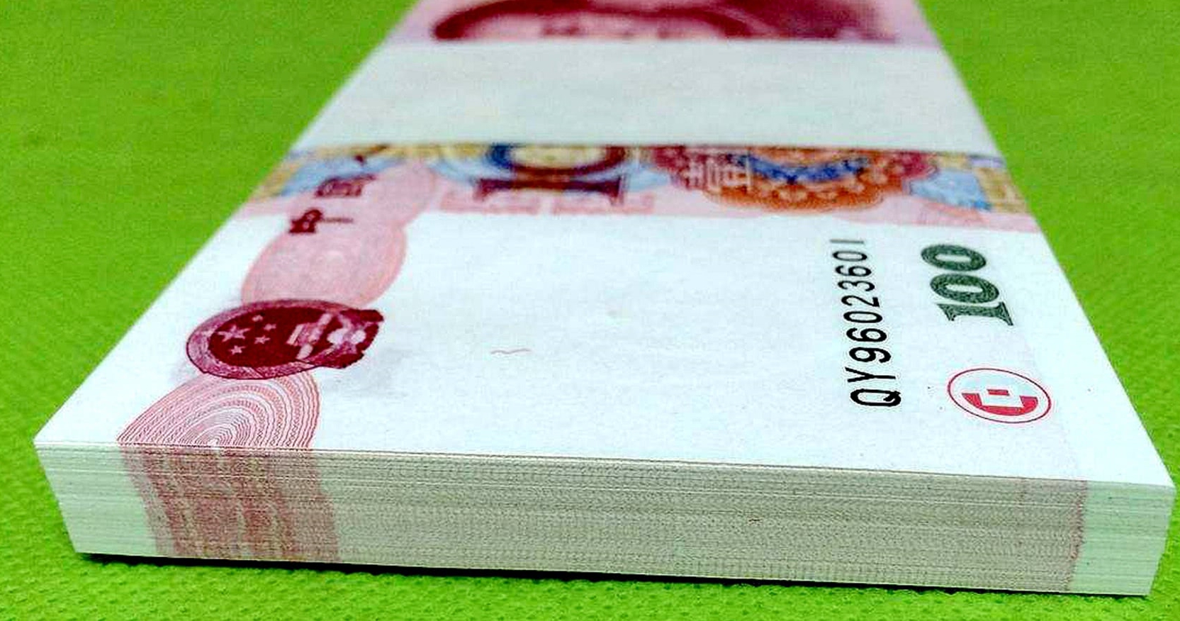 这样的100元纸币,没人能花掉,但是价值39000元!