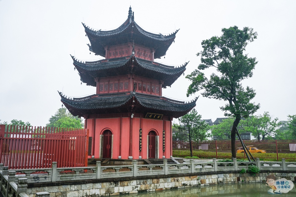 浙江一座古建筑，与故宫金銮殿齐名，还享有“银銮殿”之美誉