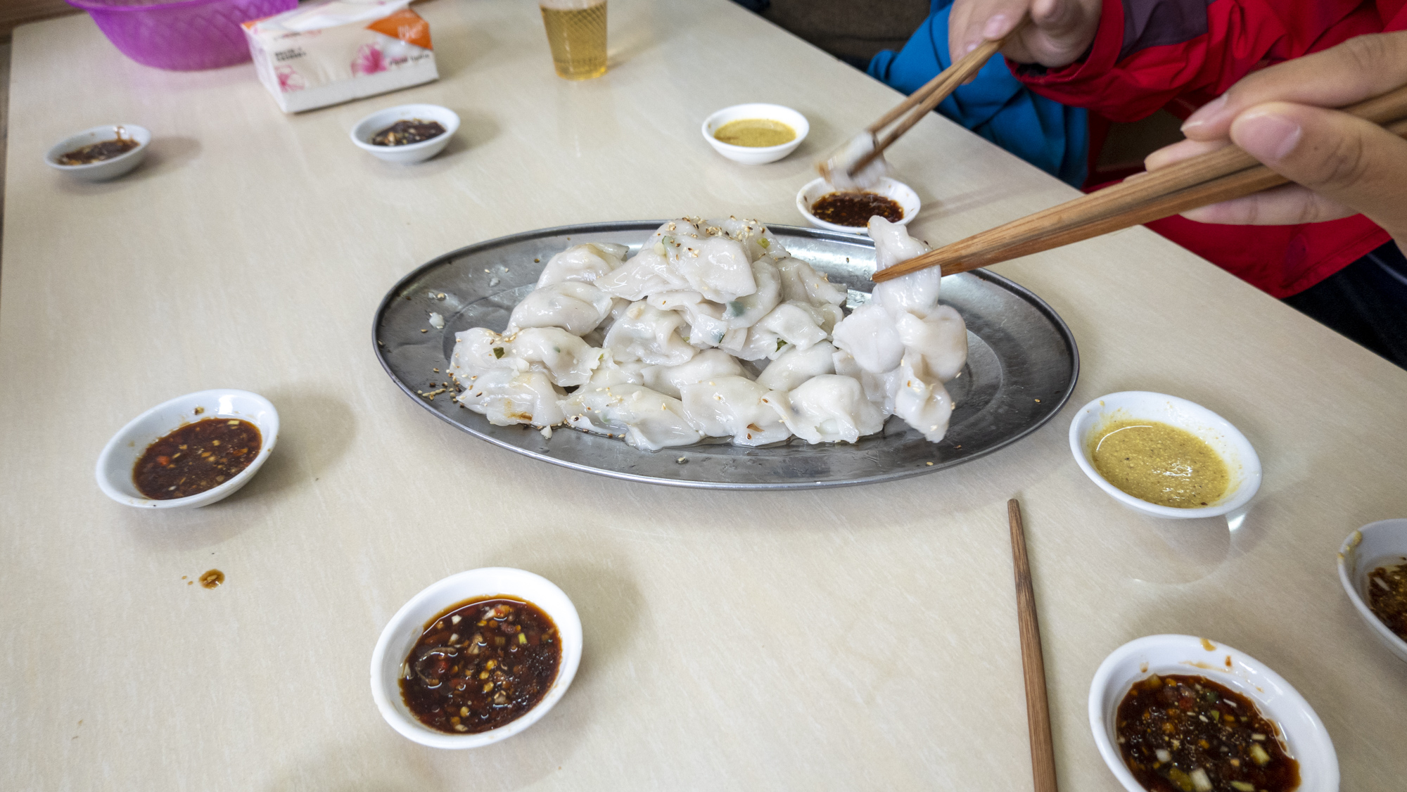 广东人真会吃，水角不是水饺，居然能吃出“接吻”的感觉，味道绝了！
