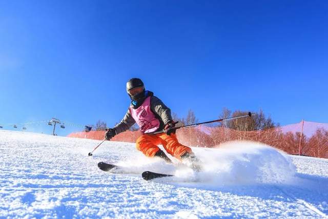 纵享丝滑2020年罗盘顶滑雪场来躁啊