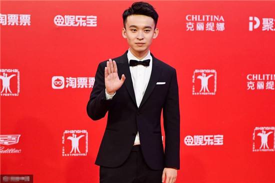 王京花董子健为什么离婚 9607c902bee240c5862a7308dc8f38c6.jpeg