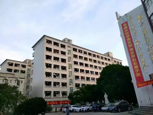 广东大学巡礼广东茂名幼儿师范专科学校