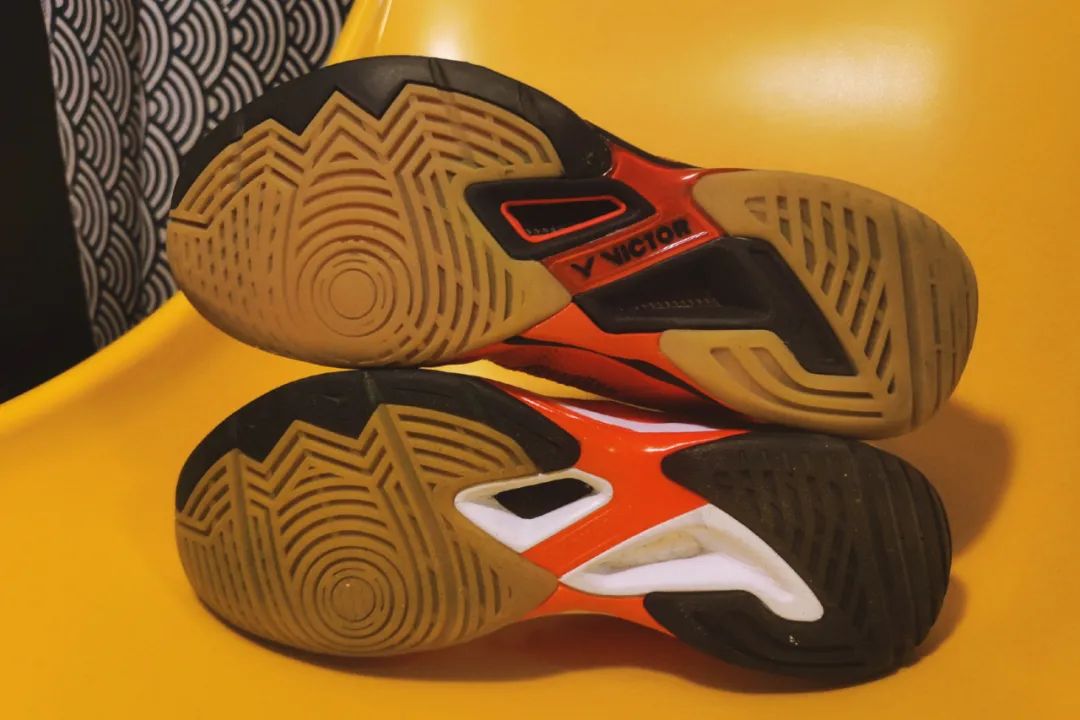 成语摩肩什么云_成语故事图片