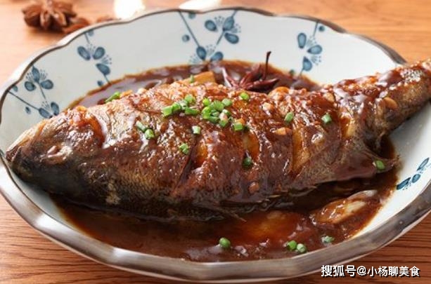 怎么做红烧鱼又嫩又烂 cbb977048f3c45dea50234ec56d11200.jpeg