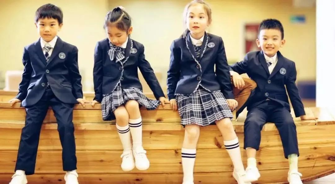 亚洲校服哪家强?"颜值"你来评!