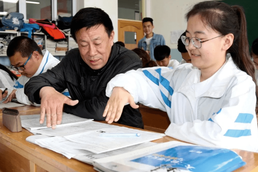 高中生物理学习困难,不仅要打好学习基础,答题技巧也很重要