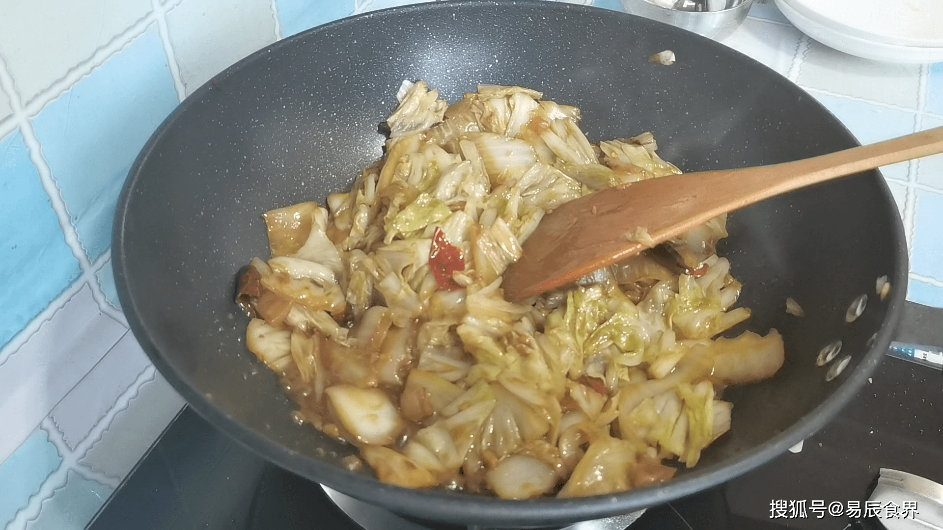 什么菜适合做酸辣 24cc78279b414ce48d9c3225bf7aecd6.png