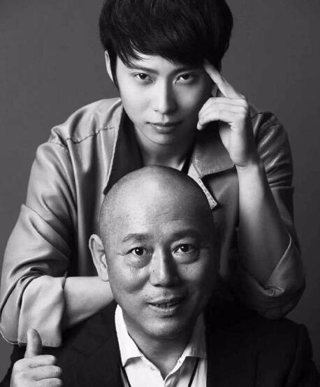 李诚儒身家过亿,前妻和儿子却住破房还因没钱辍学