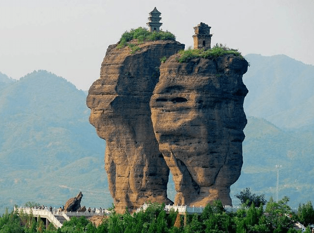 我国最神秘的建筑，千年古塔建40米高岩柱上，成河北未解之谜