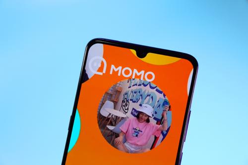 产品|陌陌“寂寞”吗？不过是摸黑前进，何必抹黑