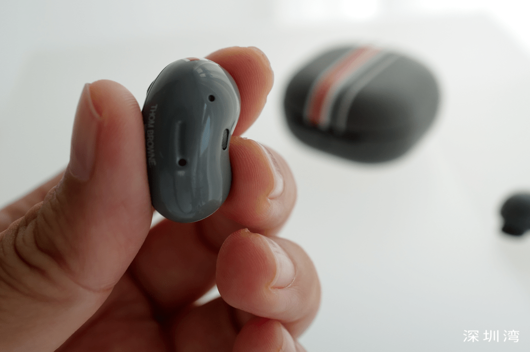 主动|盘点 2020 年 15 款真无线降噪耳机,超越 AirPods Pro 只待时日?| 年度复盘