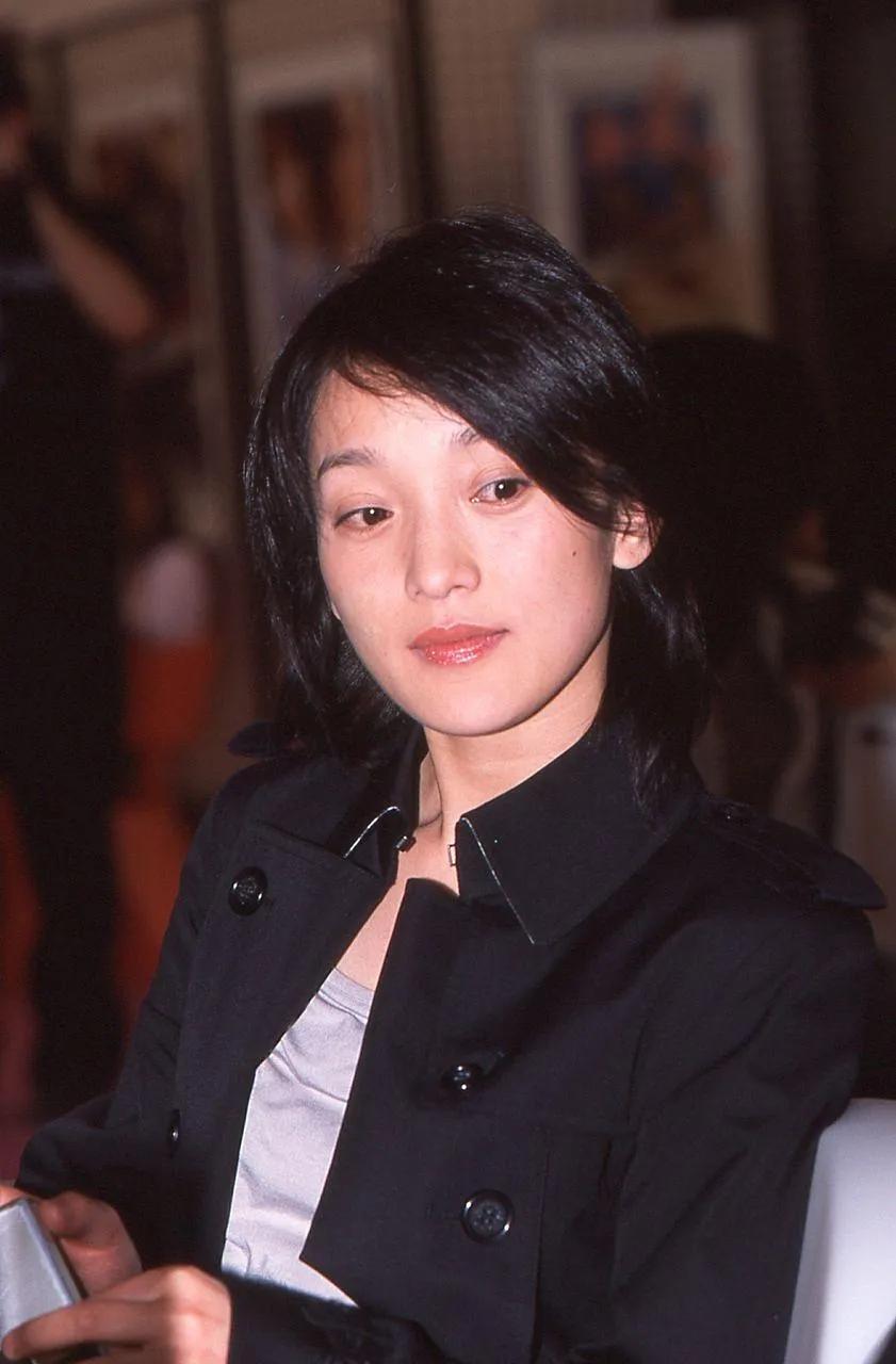 周迅老公疑婚內劈腿，和新歡親吻照曝光，女方為空姐身材超好顏值不輸明星 娛樂八卦吃瓜 第14张