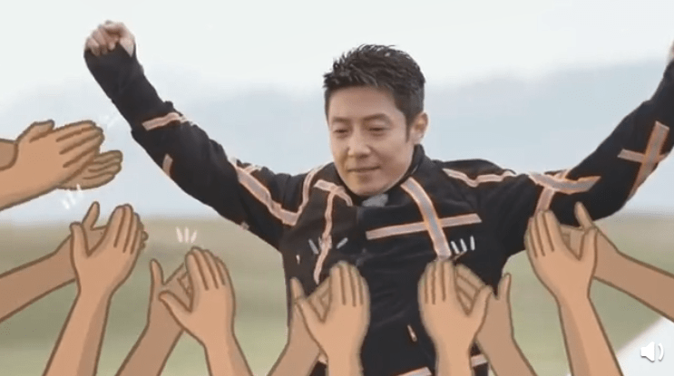 王冠尼格买提关系如何 c88734617c2d4e369ec3eab4264c0d9b.png