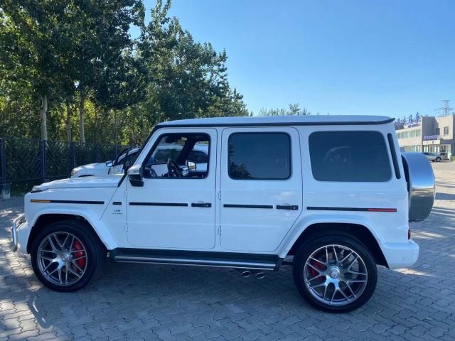 最便宜的奔驰大g是多少钱一辆车 e4c613729183400f892391b5cb77dc97.jpeg