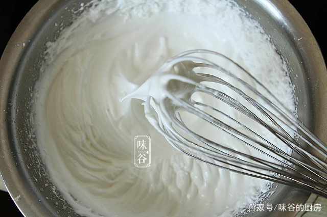 蛋糕胚的做法不用烤箱 fad471ce04824cfa8a30e49f021123b2.jpeg