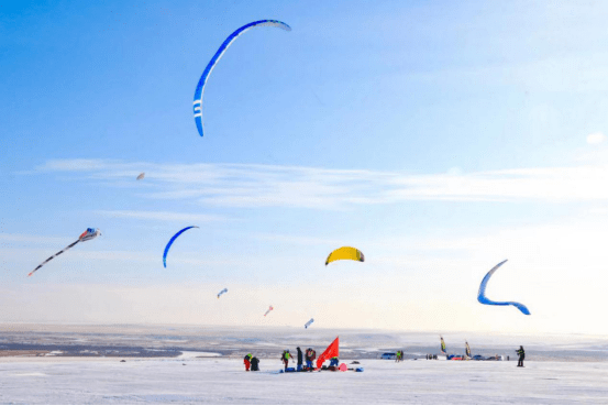 第三届风筝滑雪极限挑战赛在白音哈达草原景区盛大开幕