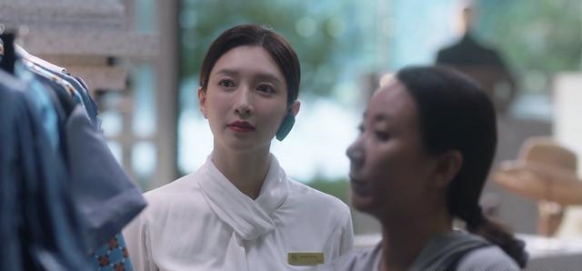 三十而已电视剧主要演员表 e7851e45eaef4559ac37d3a6fe0faed9.bmp