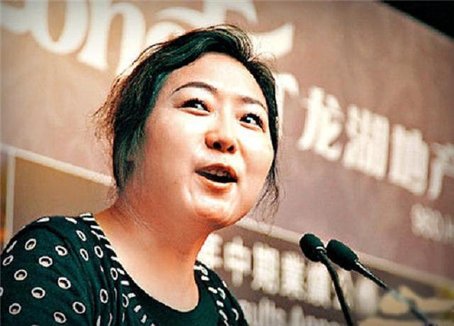 蔡奎:收妻子280亿离婚费,花14亿购豪宅娶空姐,成人生赢家