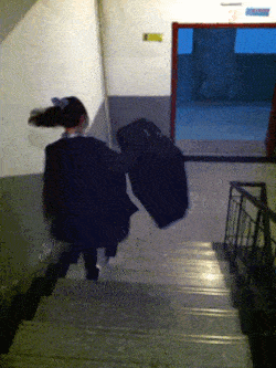 〖15〗本来以为是个软妹子,结果意外,既然是个女汉子!