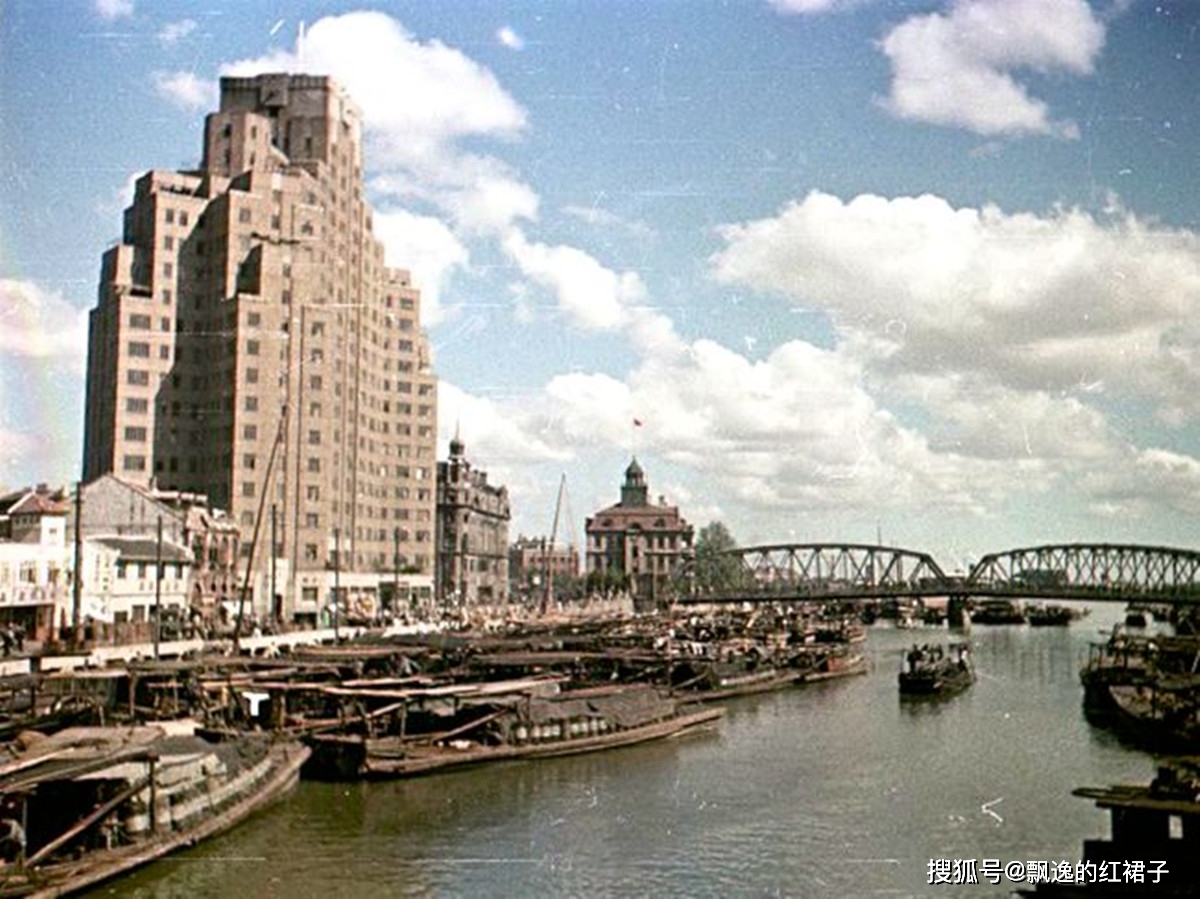 老照片:1945年的上海,无愧国际大都市,堪比如今的一线城市