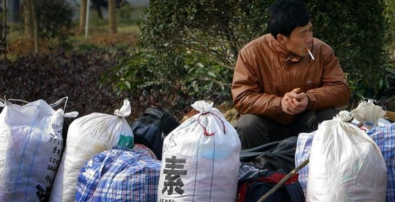 为什么最近农民工打工难?