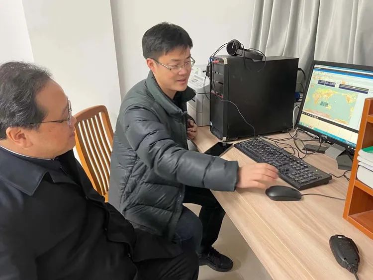来源:江苏省南通中学图文:孟小兵 蒋卫星返回搜狐,查看更多